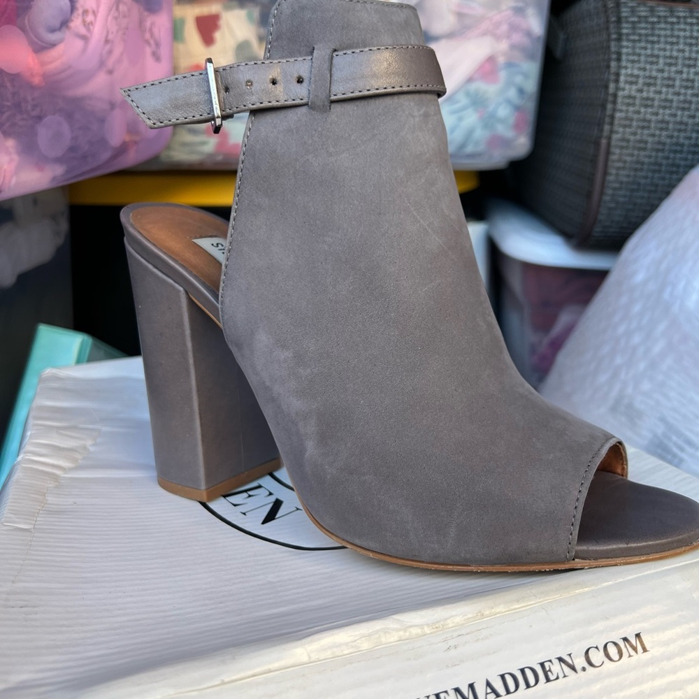 Sightly used shoes